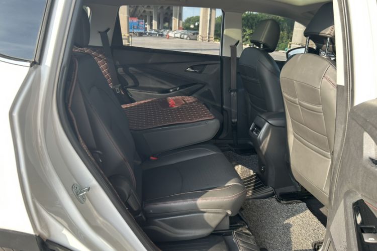 Used Chevrolet Orlando 2019 Redline 530T Automatic Enjoyment Version (5+2 Seating) China VI
