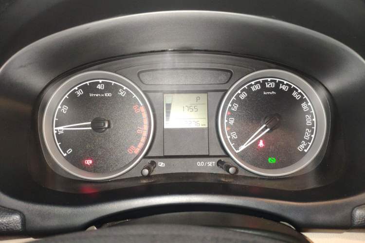 Used Skoda Fabia 2009 1.6L Automatic Crystal Edition
