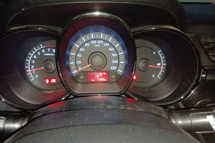 Used Kia K2 2011 Sedan 1.4L Manual Transmission GLS