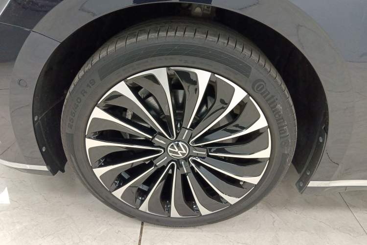 Used Volkswagen Phideon 2021 380TSI Prestige Edition
