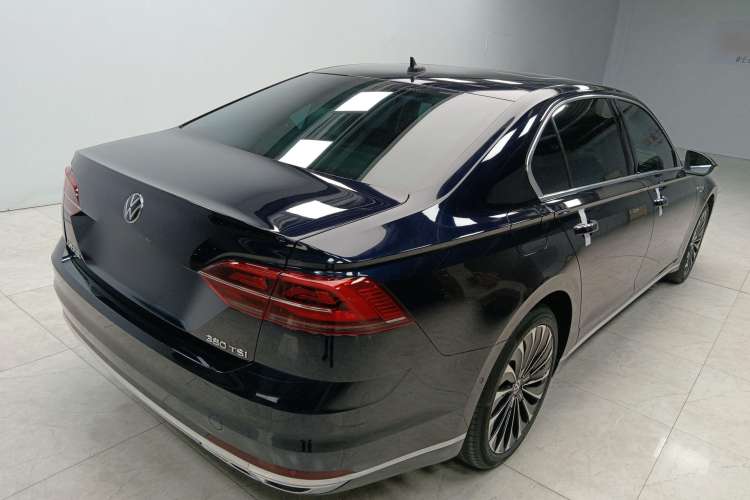 Used Volkswagen Phideon 2021 380TSI Prestige Edition
