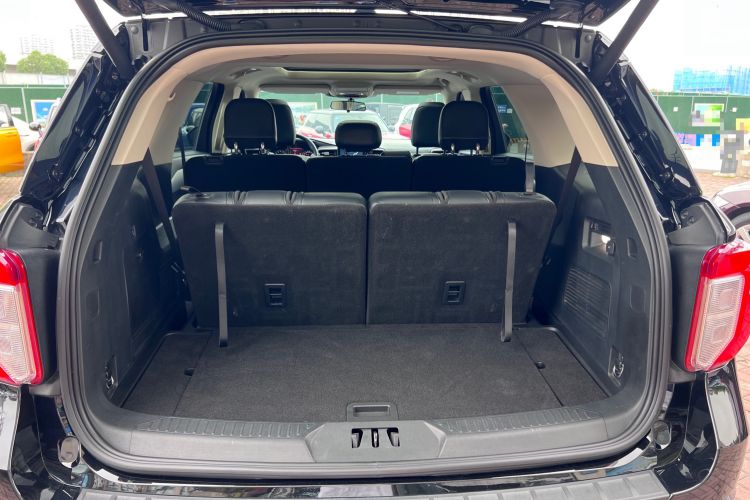 Used Ford Explorer 2020 EcoBoost 285 Rear-Drive Trend Edition 7-Seater
