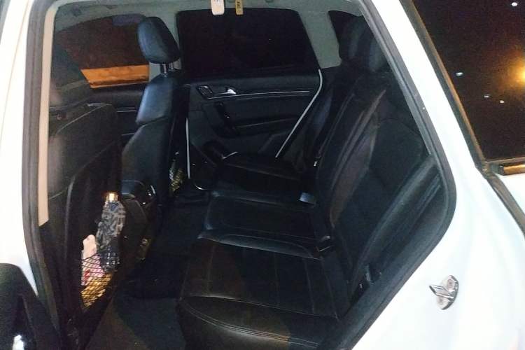 Used Zotye T600 Coupe 2017 1.5T Automatic Luxury Model Left Rear Seat