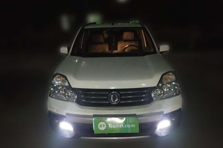 Used Dongfeng Fengdu MX6 2016 2.0L CVT Two-Wheel Drive All-Around Version
