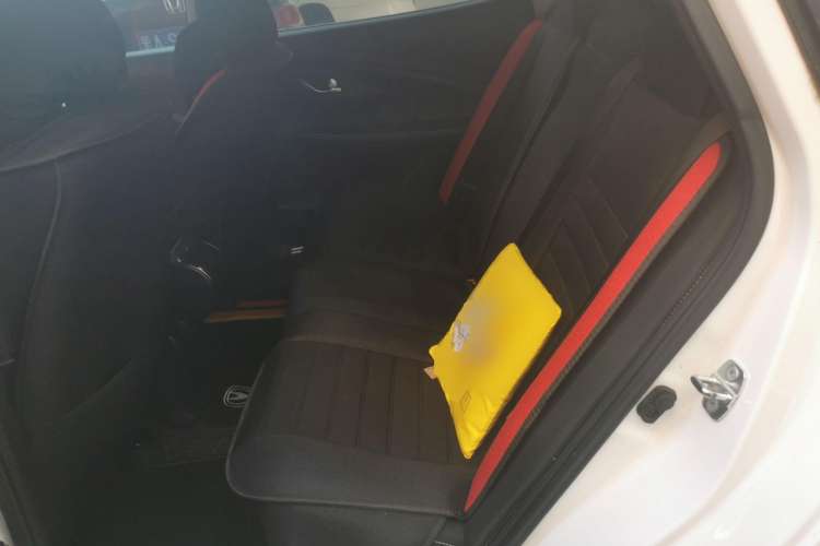 Used CHANGAN Alsvin 2019 1.4L Manual Comfort Edition China VI Standard