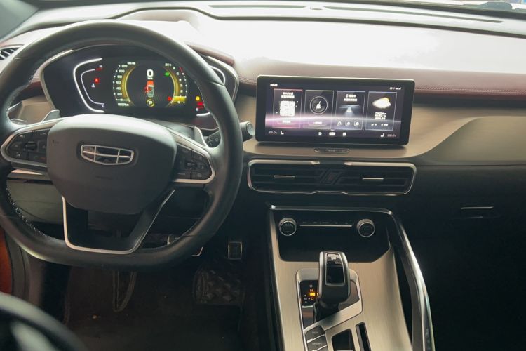 Used Geely Auto Coolray 2019 Sport Model 260T DCT Battle China V Standard