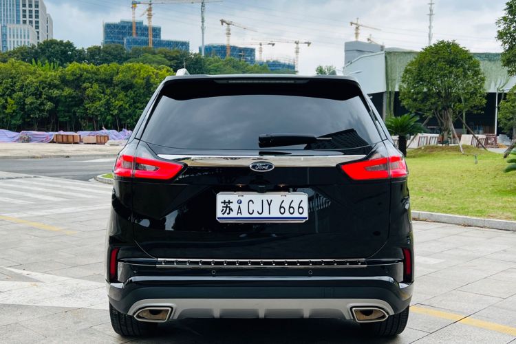 Used Ford Edge 2022 PLUS EcoBoost 245 Four-Wheel Drive Platinum Edition 7-Seater
