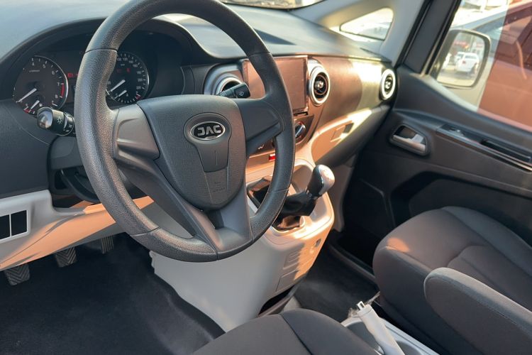 Used JAC Refine M3 2018 1.6L Express Edition 7-Seater
