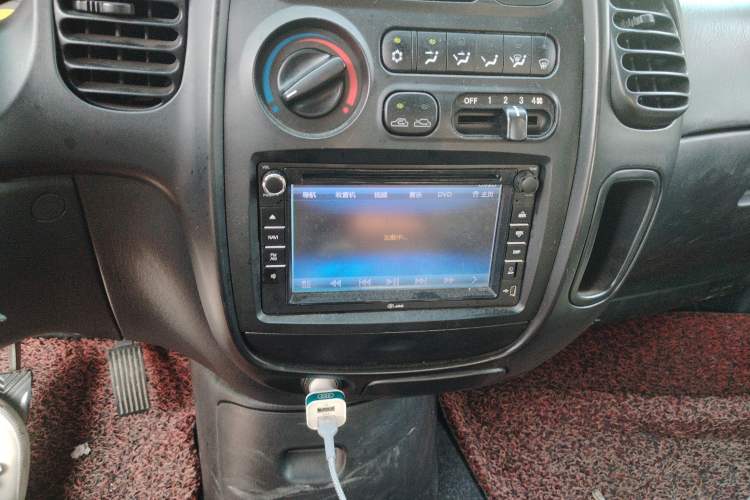 Used JAC Refine 2012 1.9T Shuttle Diesel Comfort Version HFC4DB1-2C
