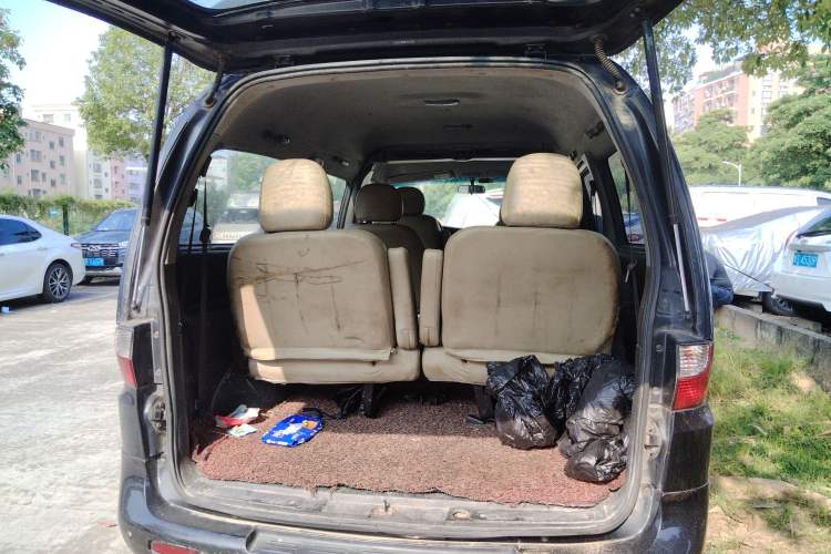 Used JAC Refine 2012 1.9T Shuttle Diesel Comfort Version HFC4DB1-2C
