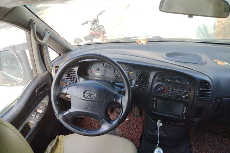 Used JAC Refine 2012 1.9T Shuttle Diesel Comfort Version HFC4DB1-2C
