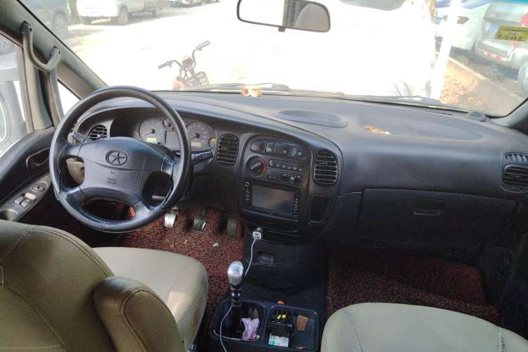 Used JAC Refine 2012 1.9T Shuttle Diesel Comfort Version HFC4DB1-2C
