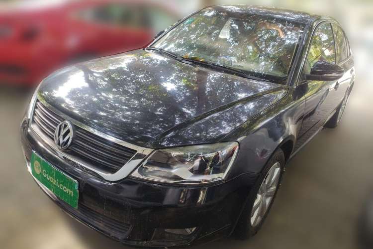Used Volkswagen Passat 2009 2.0L MFI Automatic Luxury Edition