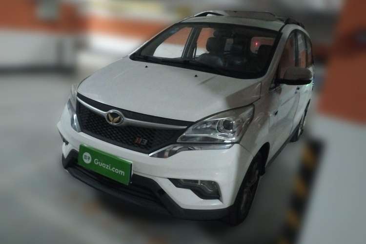 Used HYOSOW H3 2015 1.5L manual luxury version