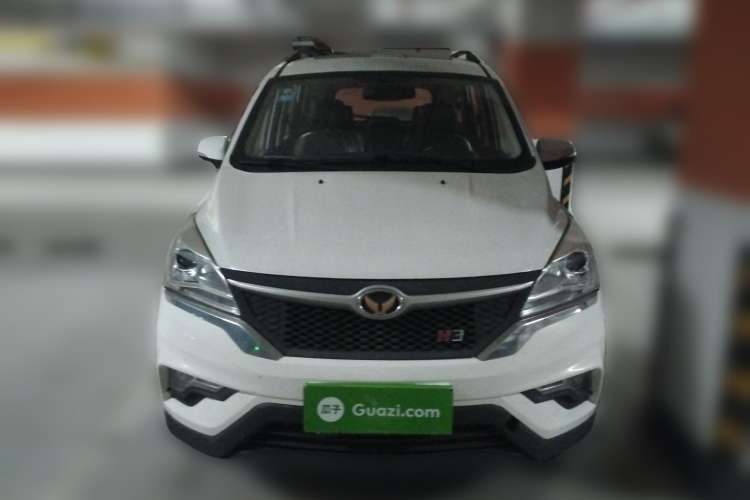 Used HYOSOW H3 2015 1.5L manual luxury version