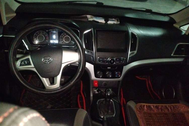 Used HYOSOW H3 2015 1.5L manual luxury version