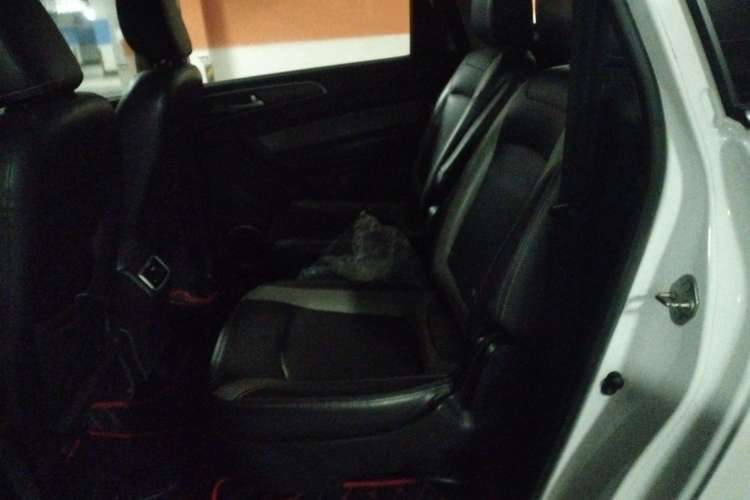 Used HYOSOW H3 2015 1.5L manual luxury version