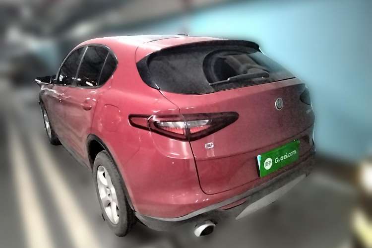 Used Alfa Romeo Stelvio 2017 2.0T 200HP Elite Edition Rear Left 45 Deg