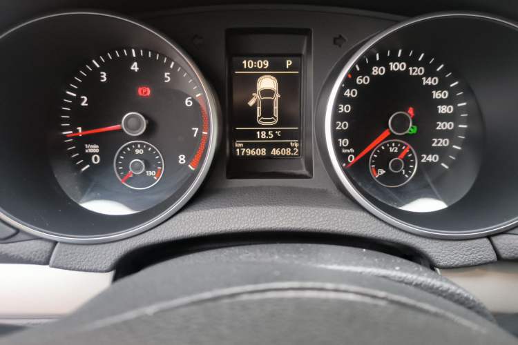 Used Volkswagen Golf 2011 1.4 TSI Luxury Touring Edition