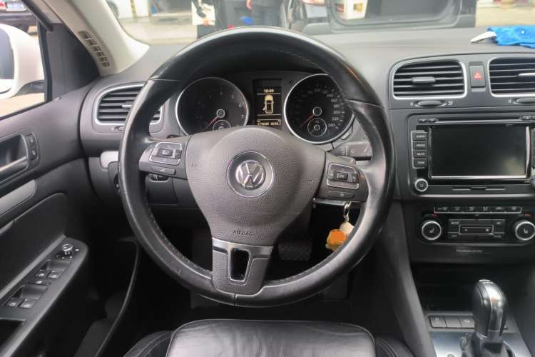 Used Volkswagen Golf 2011 1.4 TSI Luxury Touring Edition