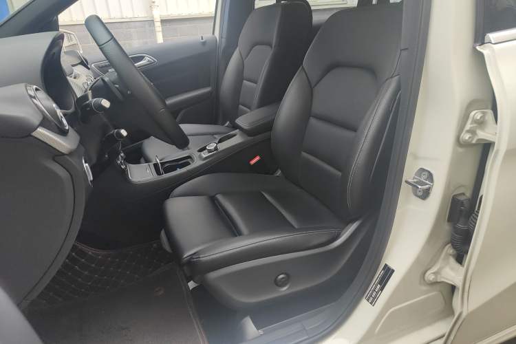 Used Mercedes-Benz B-Class 2019 B 200 Fashion Model