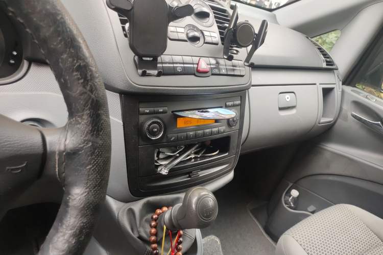 Used Mercedes-Benz Vito 2010 2.1T Diesel Elite Edition