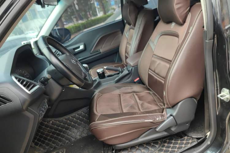 Used Great Wall Wingle 7 2019 2.0T Two-Wheel Drive Value Edition Big Double 4D20D
