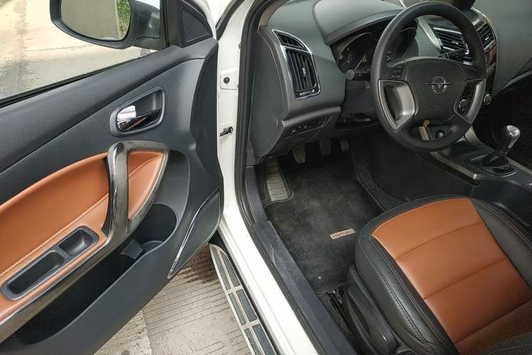 Used Haima S5 2014 1.6L Manual ZhiCheng Model