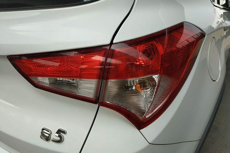 Used Haima S5 2014 1.6L Manual ZhiCheng Model