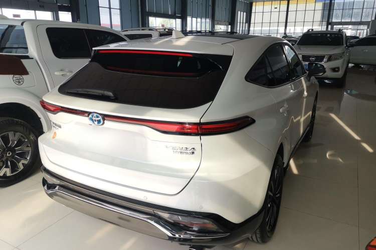 Used Toyota Venza 2022 Dual-Engine 2.5L CVT Four-Wheel Drive Supreme Edition
