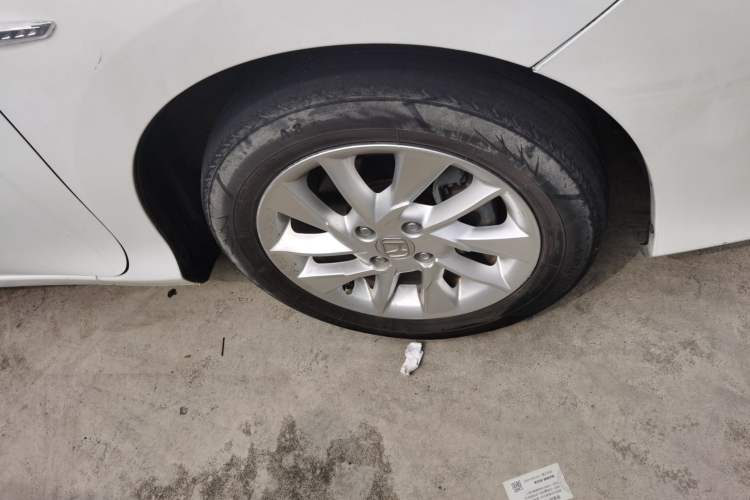 Used Honda Gienia 2017 1.5L CVT Comfort Version Right Front Wheel Hub