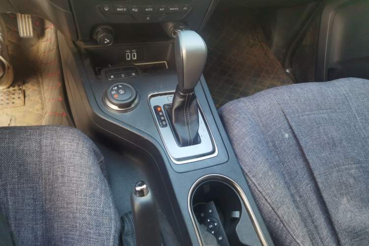 Used Ford Everest 2017 2.0T Gasoline Automatic 4x4 Luxury Edition 5 Seats