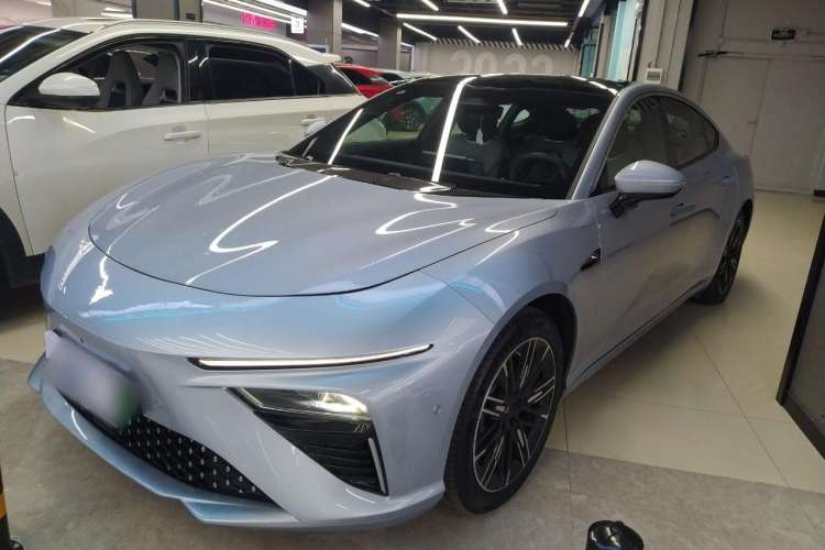 Used NETA S 2022 Pure Electric 715 km Range Rear-Wheel Drive Mid-Range Version