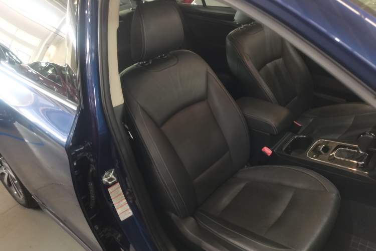 Used Subaru Legacy 2016 2.5i All-Wheel-Drive Glory Edition