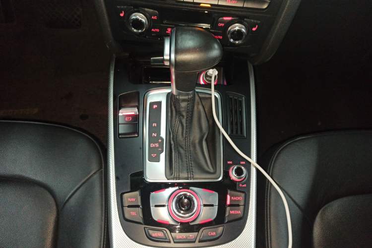 Used Audi A4 2014 40 TFSI allroad quattro plus version