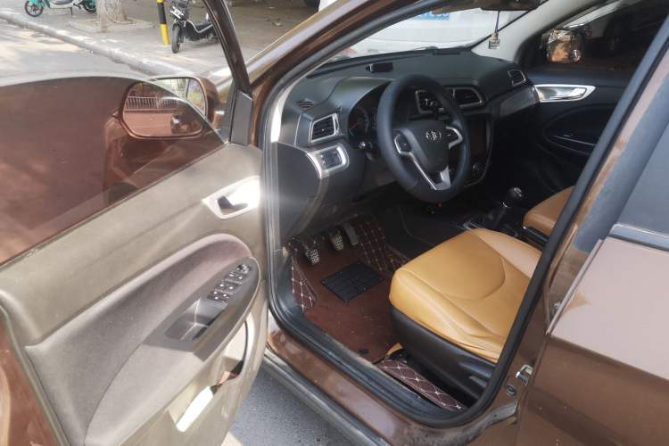 Used FAW Junpai D60 2015 1.5L Manual Standard Edition