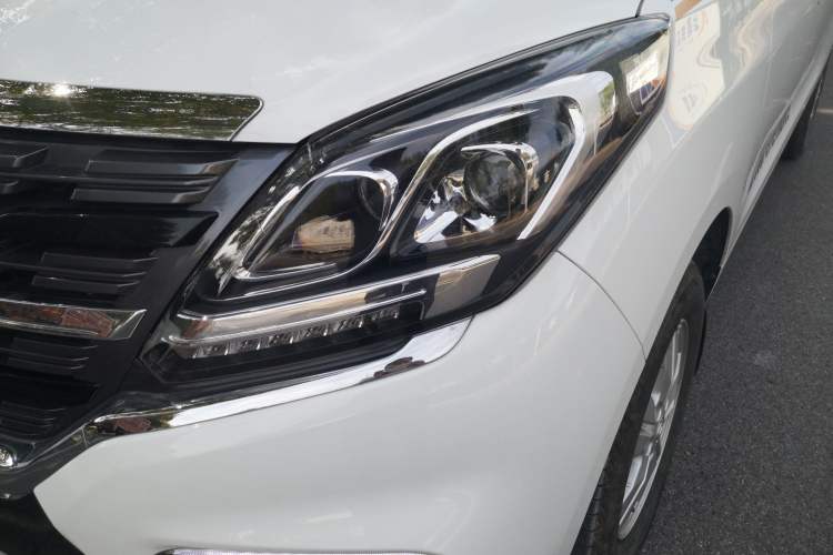 Used FORTHING M7 2021 1.8T Manual Luxury Model
