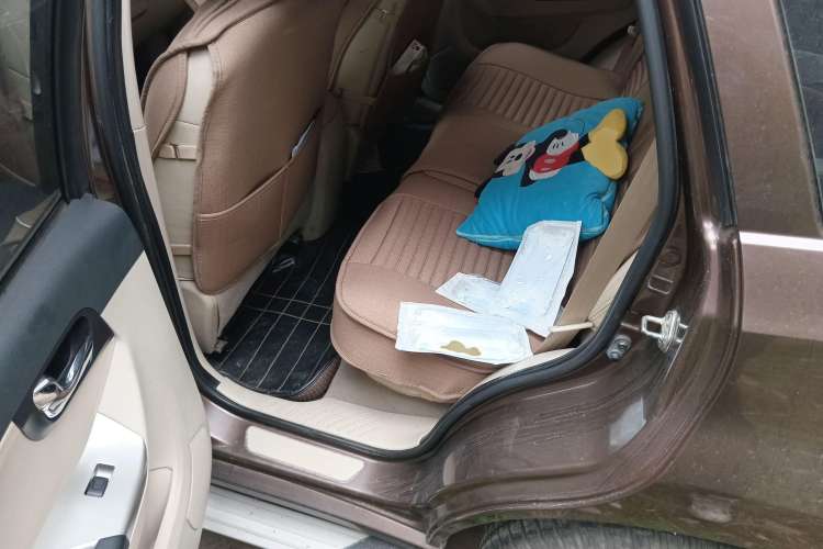 Used Haima S7 2013 2.0L Automatic ZhiShang Version
