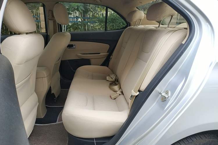 Used Chery E3 2013 1.5L Manual Fashion Model
