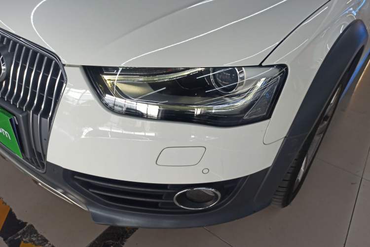 Used Audi A4 2014 40 TFSI allroad quattro plus version