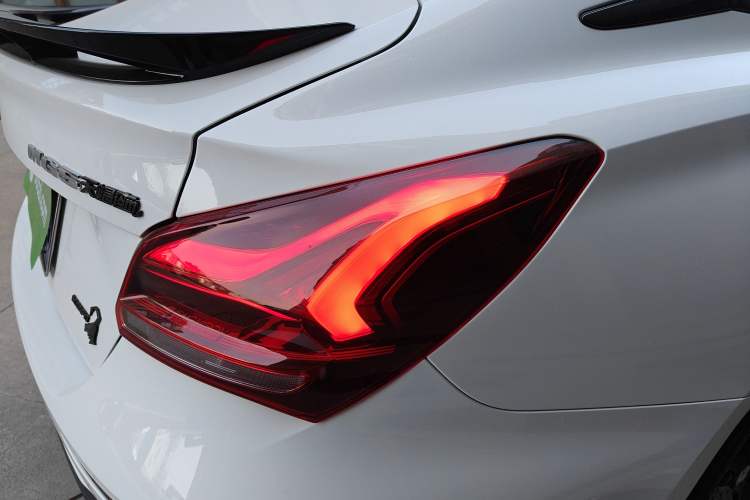 Used MG 5 Scorpio 2022 1.5T Trophy Sport Luxurious Edition