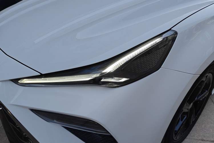 Used MG 5 Scorpio 2022 1.5T Trophy Sport Luxurious Edition