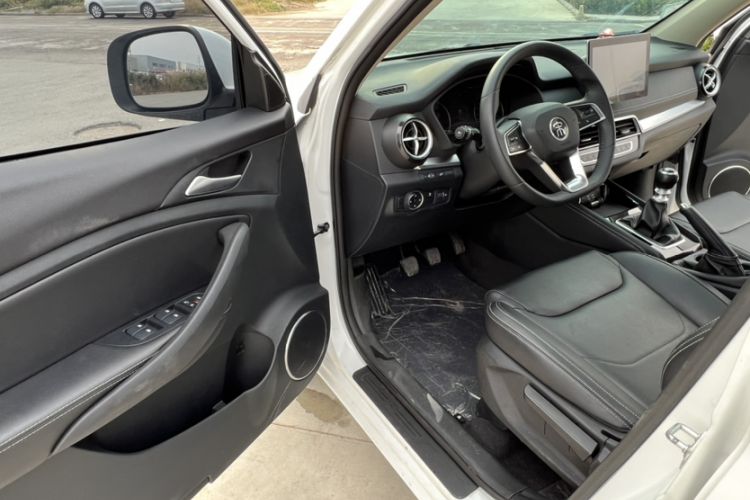 Used BYD Song 2020 Classic Edition 1.5T Manual Luxury Model