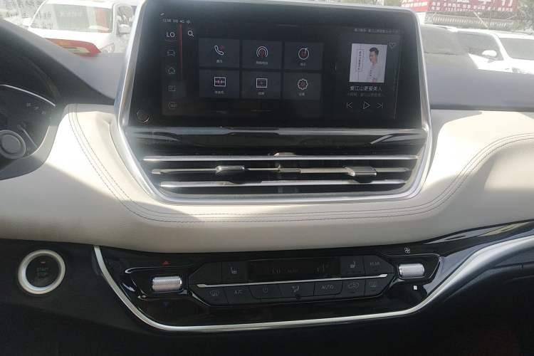 Used SAIC MAXUS G20 2020 2.0T Gasoline Automatic Smart Enjoyment Version
