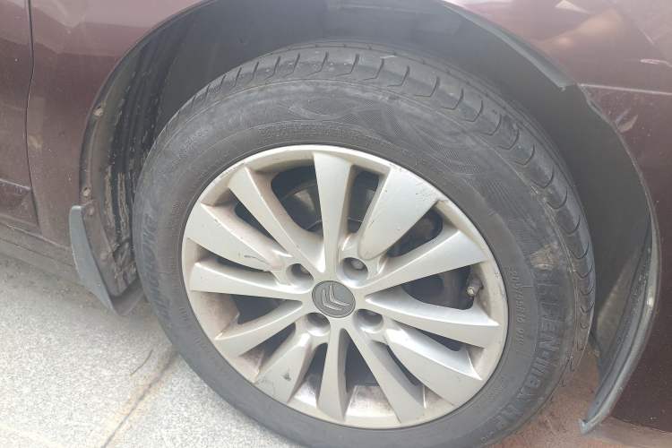 Used Citroen C-Quatre 2013 Sedan 1.6L Automatic Prestige Model Right Front Wheel Hub