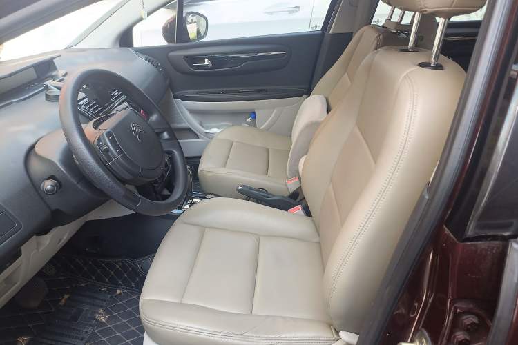Used Citroen C-Quatre 2013 Sedan 1.6L Automatic Prestige Model Left Front Seat
