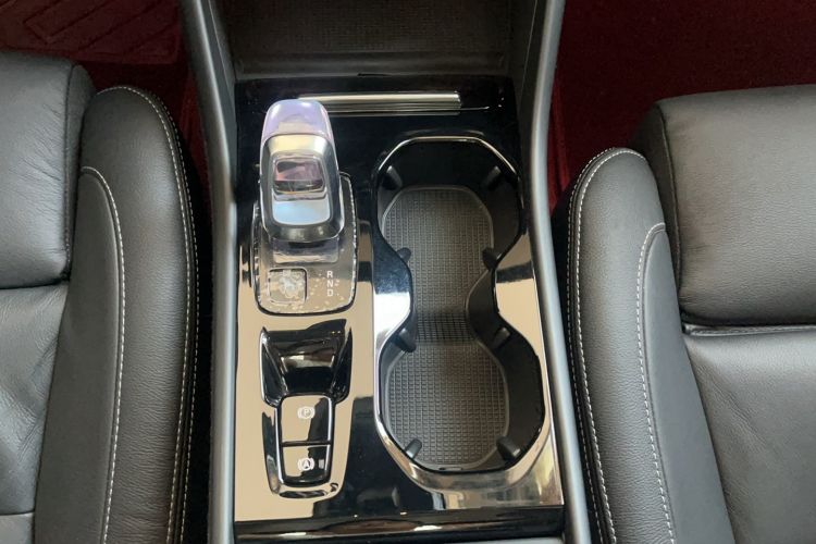 Used Volvo XC40 2023 B4 4x4 Smart Luxury Edition
