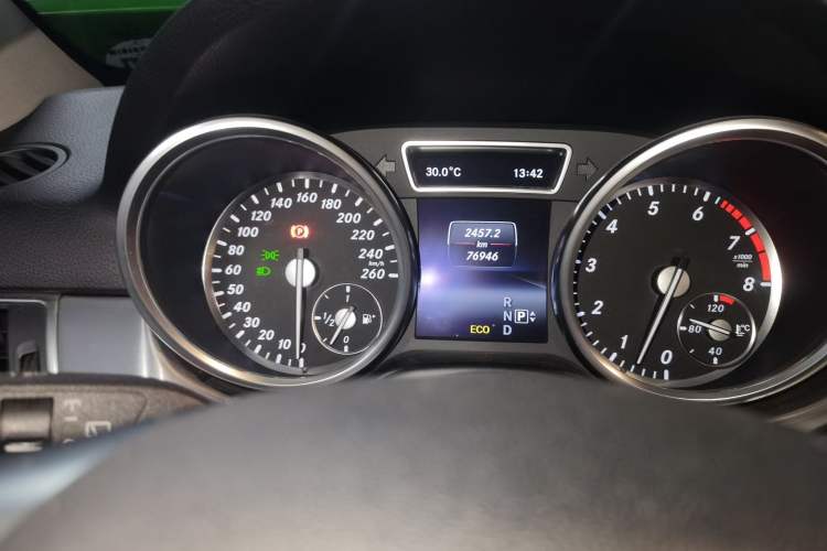 Used Mercedes-Benz M-Class 2014 ML 320 4MATIC
