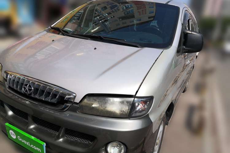 Used JAC Refine 2011 2.0L Shuttle Gasoline Standard Edition HFC4GA3