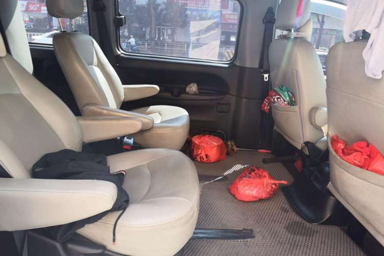 Used JAC Refine 2011 2.0L Shuttle Gasoline Standard Edition HFC4GA3 Left Rear Seat